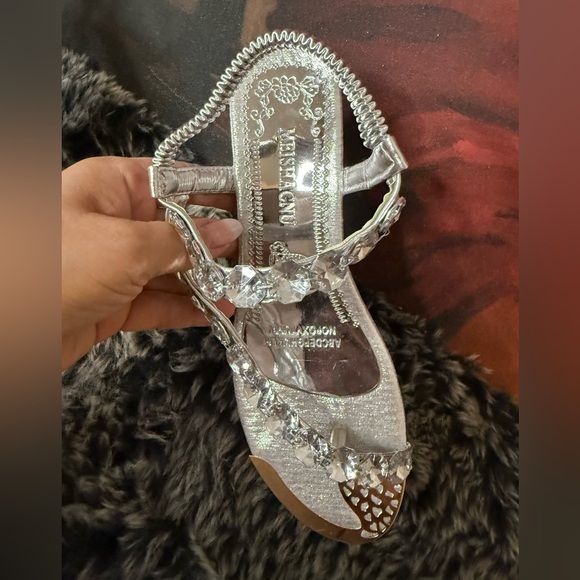 Glamorous Silver Rhinestone Women's Sandals - Picture 7 of 10